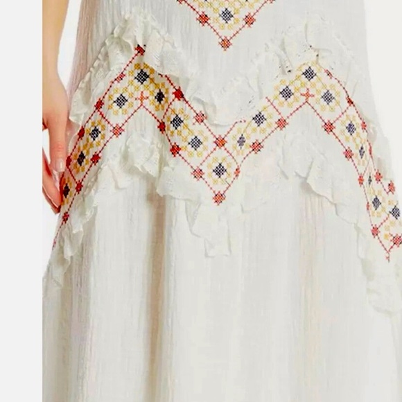 Elegant White Maxi Dress with Colorful Accents( MAX STUDIO LONDON) - Picture 4 of 8